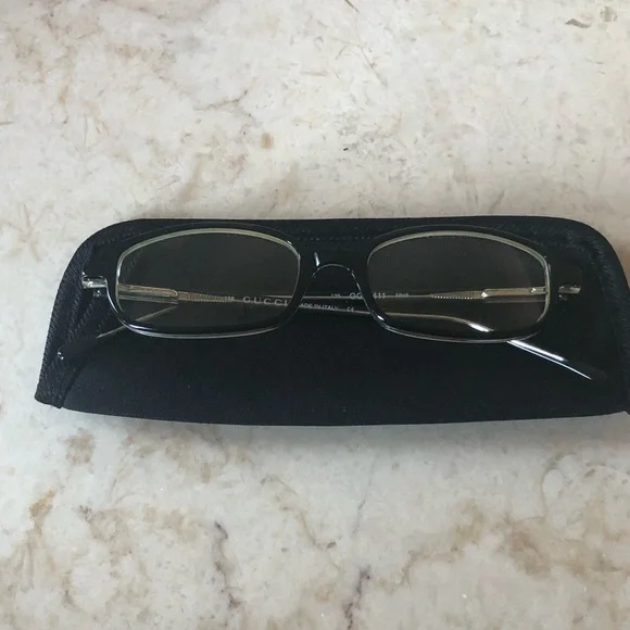 Gucci Eyeglasses - Picture 7 of 9
